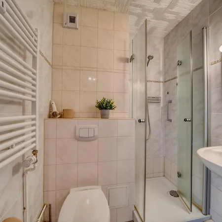 - Haus E, App 0e1101 הייליגנהאפן
