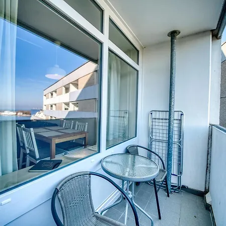 - Haus E, App 0e1101 *